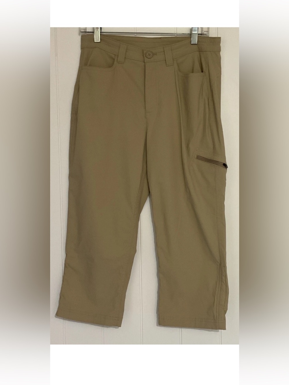 Eddie Bauer Womens Tan Capris with Zip Pocket - Picture 1 of 7
